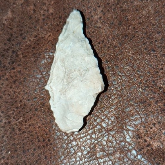 Authentic arrowheads - Picture 10 of 16
